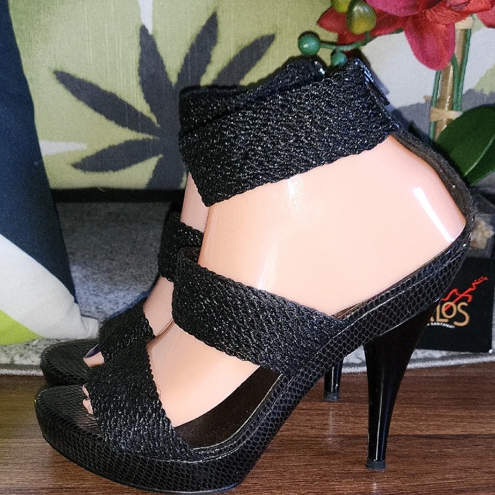 Carlos by Carlos Santana Black Heels with Elegant Design - Picture 4 of 10